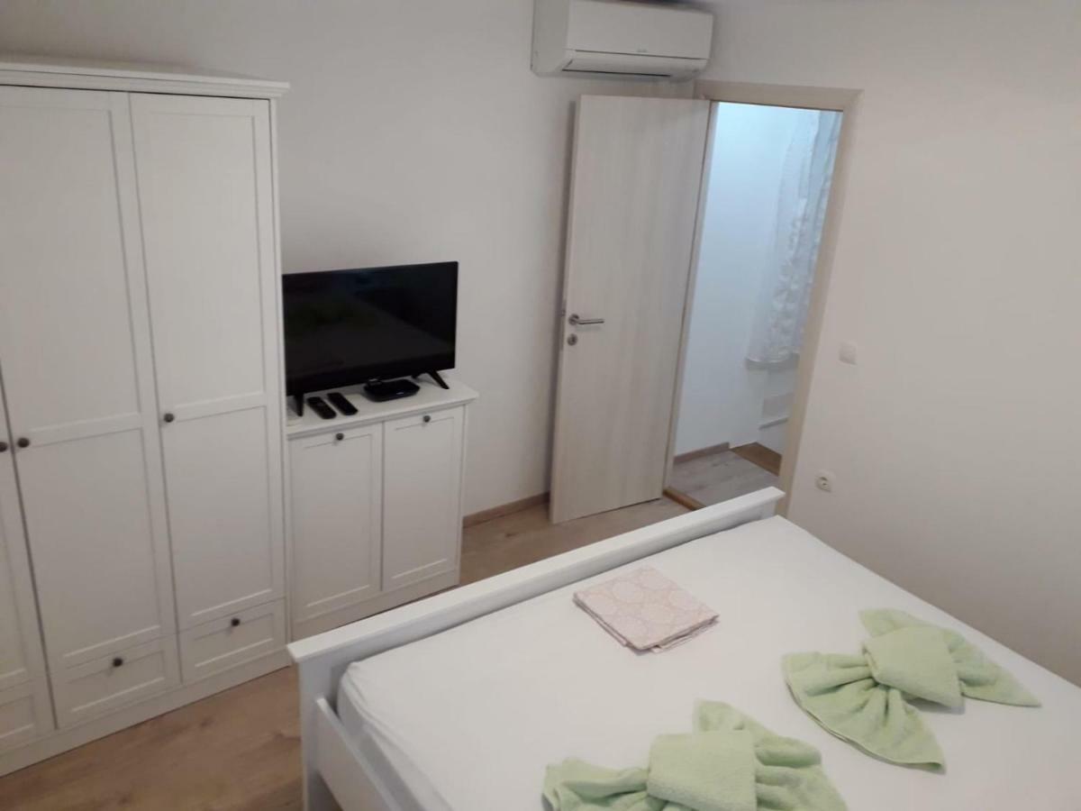 Апартаменты Apartman Irena Корчула Экстерьер фото